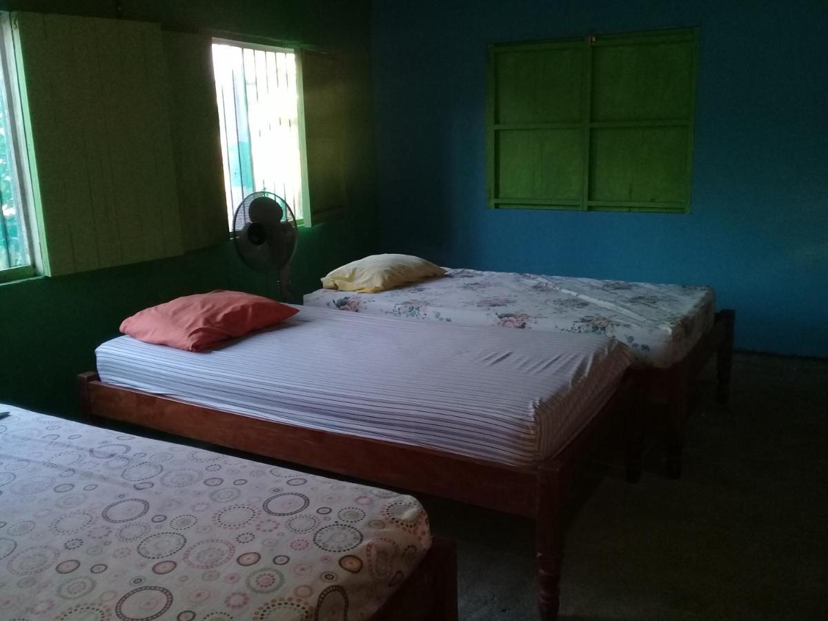Hostal Maria Rivas Luaran gambar
