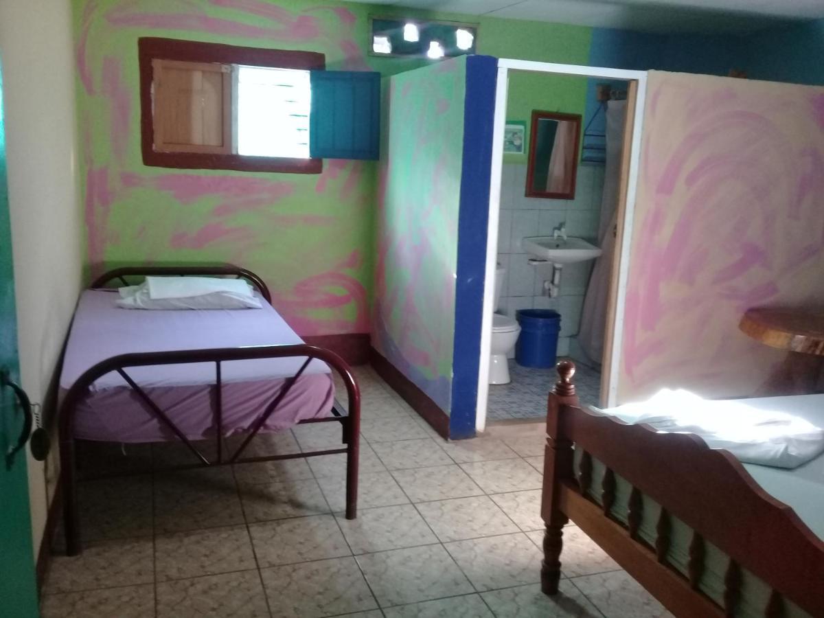 Hostal Maria Rivas Luaran gambar