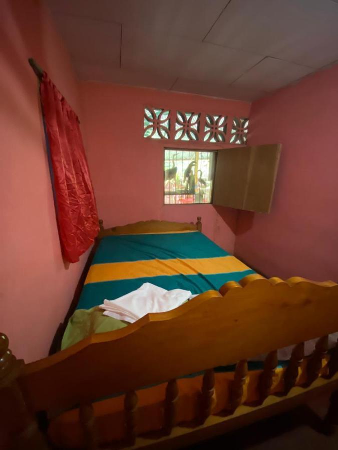 Hostal Maria Rivas Luaran gambar