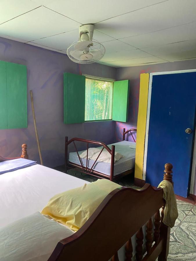 Hostal Maria Rivas Luaran gambar