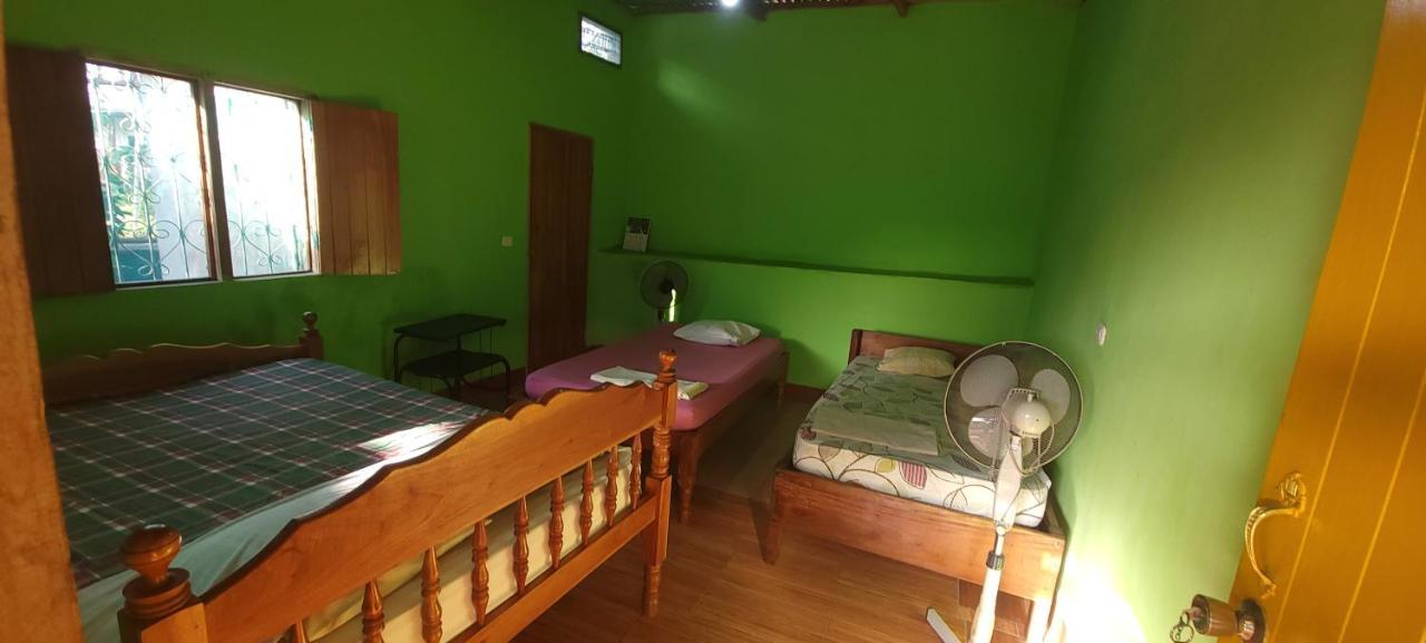 Hostal Maria Rivas Luaran gambar