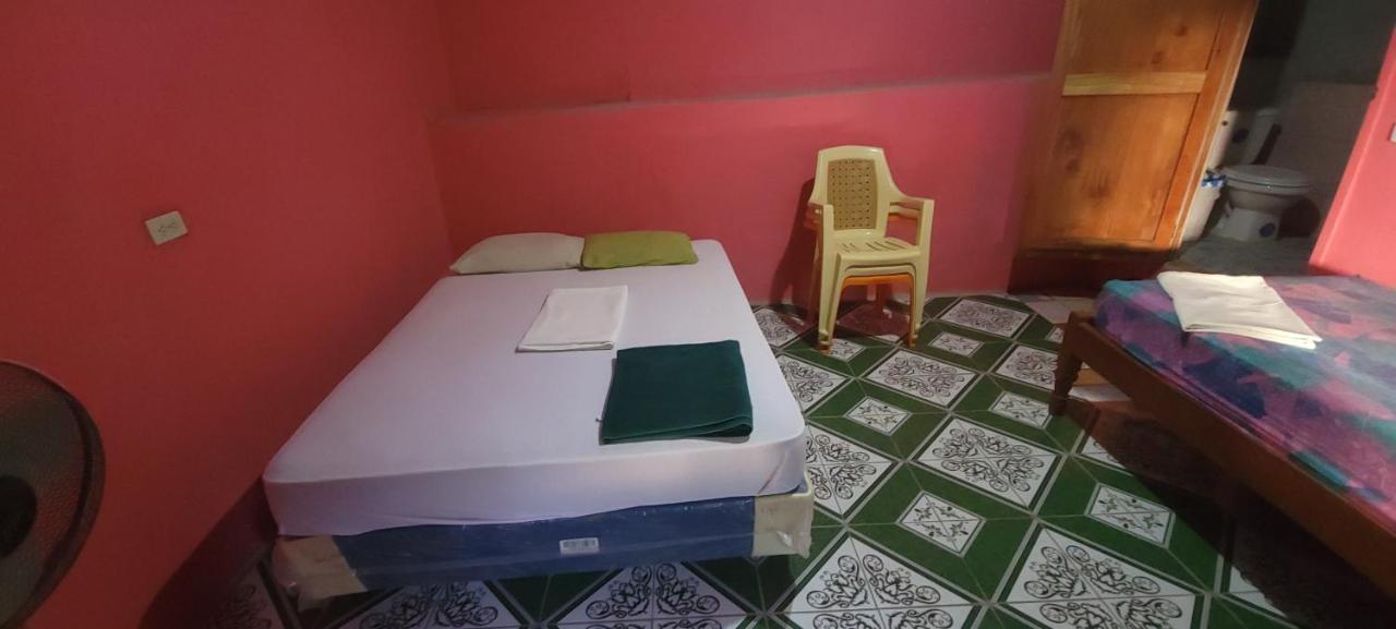 Hostal Maria Rivas Luaran gambar