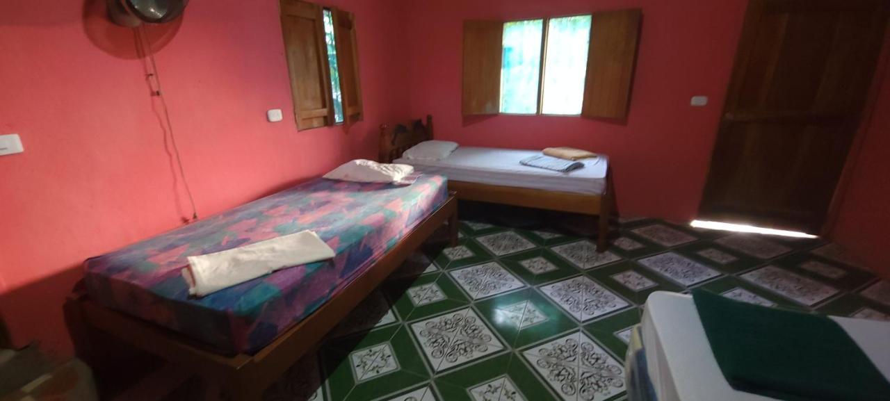Hostal Maria Rivas Luaran gambar
