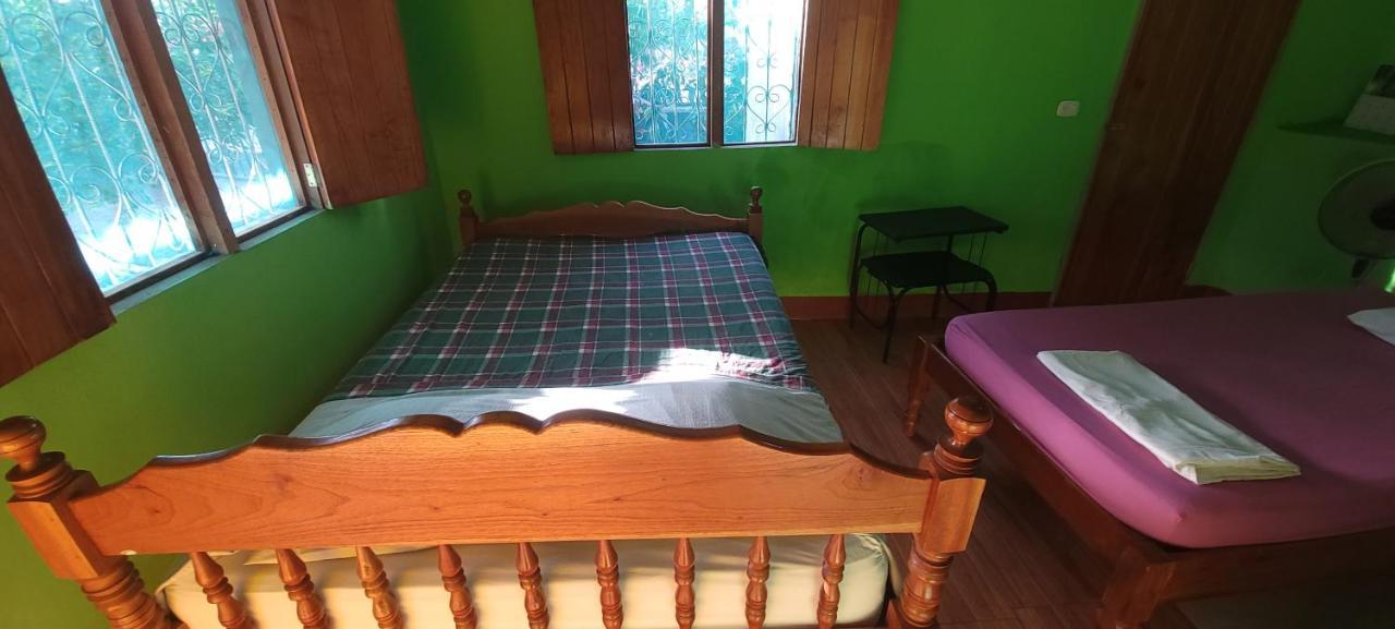 Hostal Maria Rivas Luaran gambar