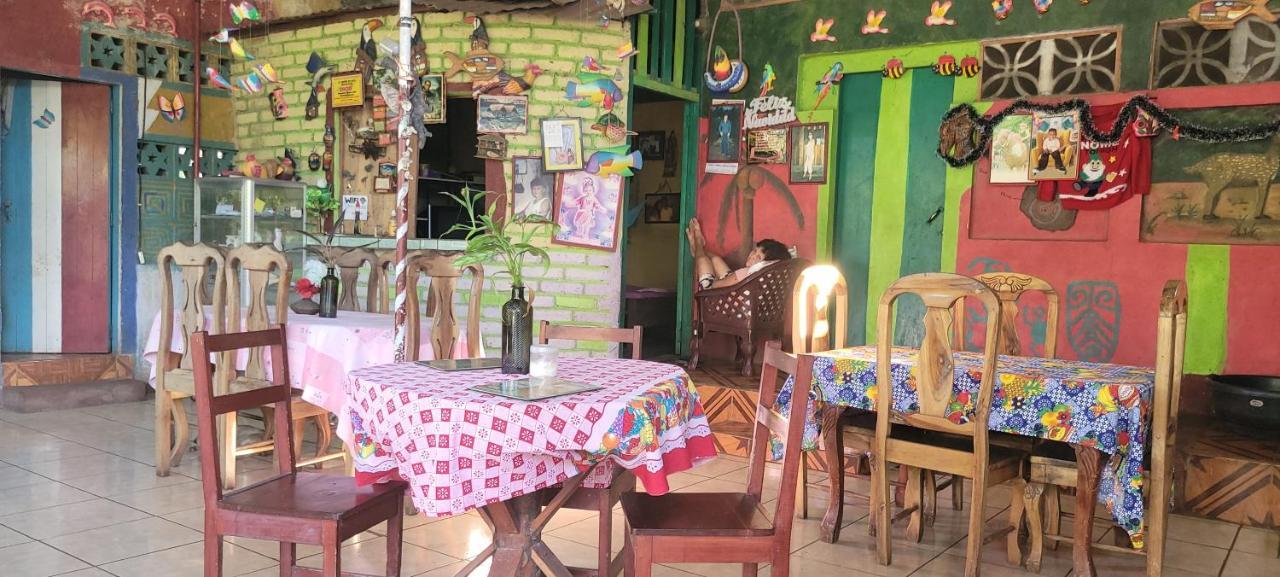 Hostal Maria Rivas Luaran gambar